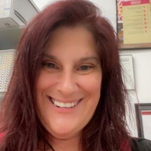 Meet your Posher, Lynda